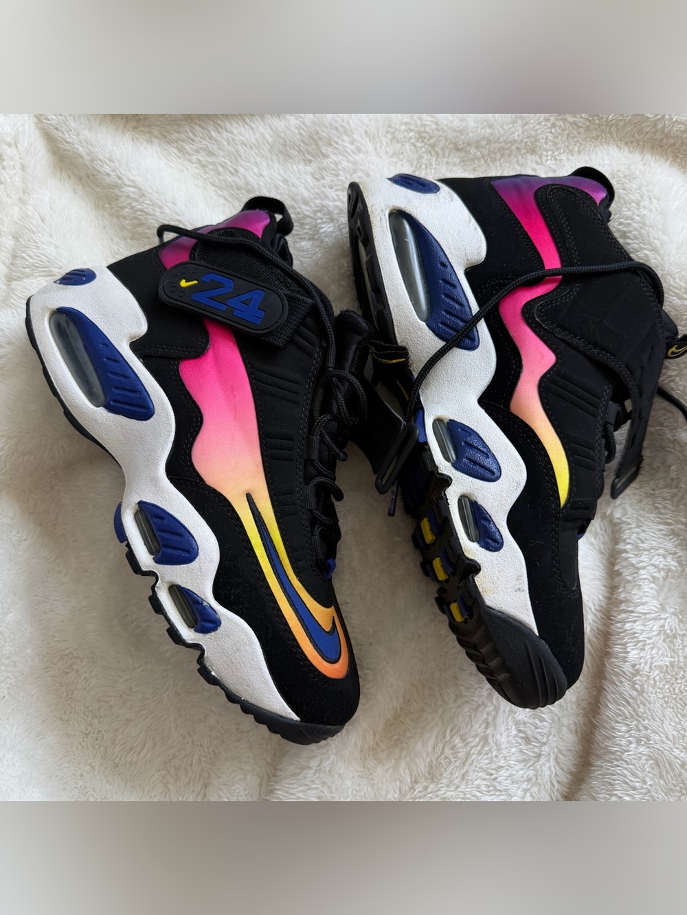 Nike Air Griffey Max 1   
9.5 - Picture 4 of 16